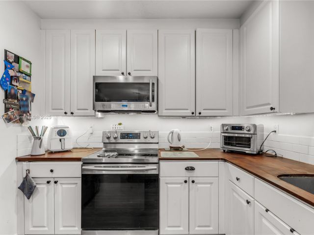 Home for sale at 789 NE 195th St - photo 5711158