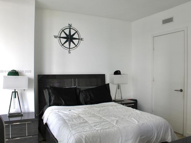 Apartment for sale  Unit #3108 - photo 5705392