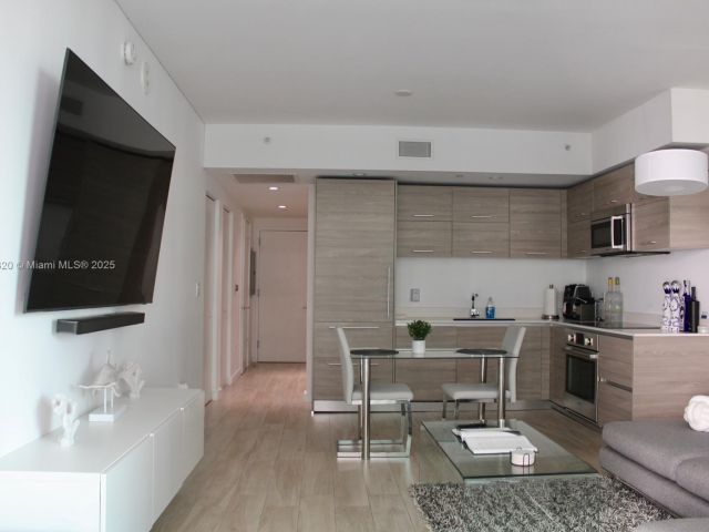 Apartment for sale  Unit #3108 - photo 5705401