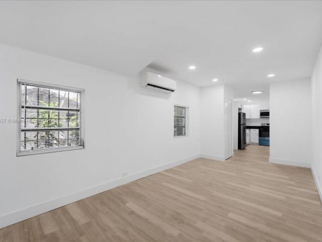 Home for sale at 2911 NW 30th St - photo 5703180