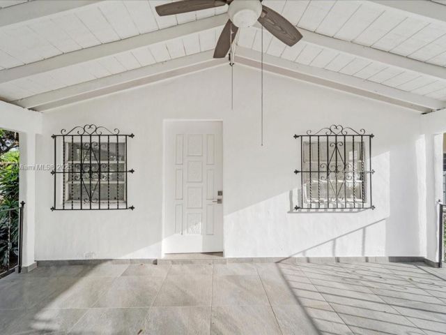 Home for sale at 2911 NW 30th St - photo 5703185