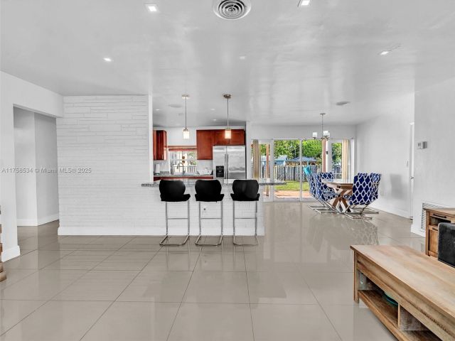 Home for sale at 4401 Johnson St - photo 5806223