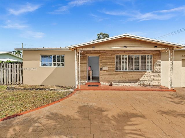 Home for sale at 4401 Johnson St - photo 5806226