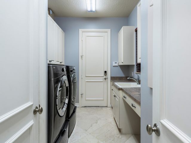 Home for sale at 17942 Monte Vista Drive - photo 5821466