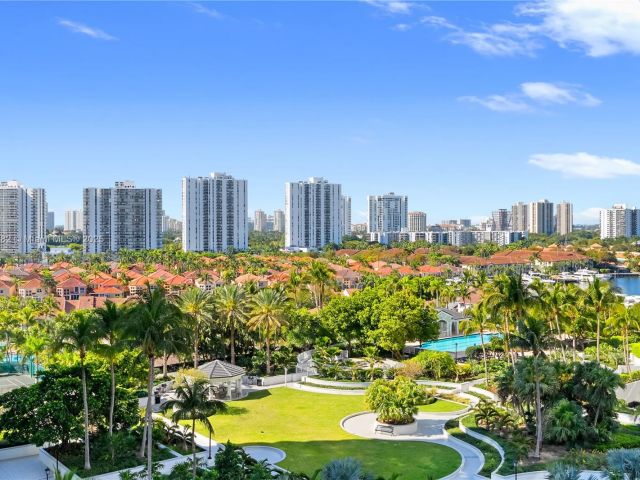 Apartment for sale  Unit #1102 - photo 5772787