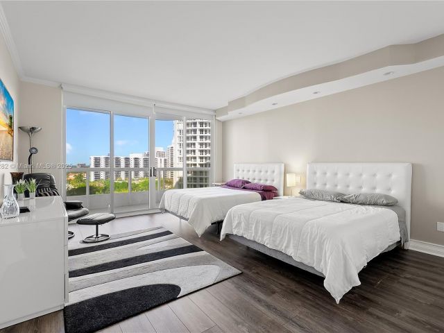 Apartment for sale  Unit #1102 - photo 5772799