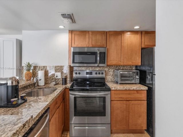 Apartment for sale  Unit #1614 - photo 5727656