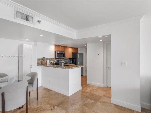 Apartment for sale  Unit #1614 - photo 5727661