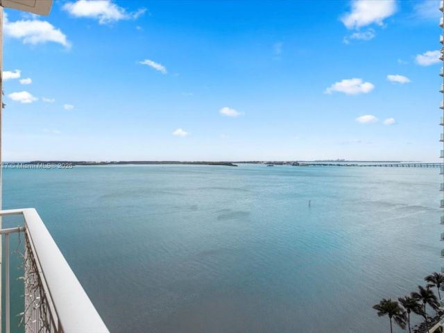 Apartment for sale  Unit #1614 - photo 5727668