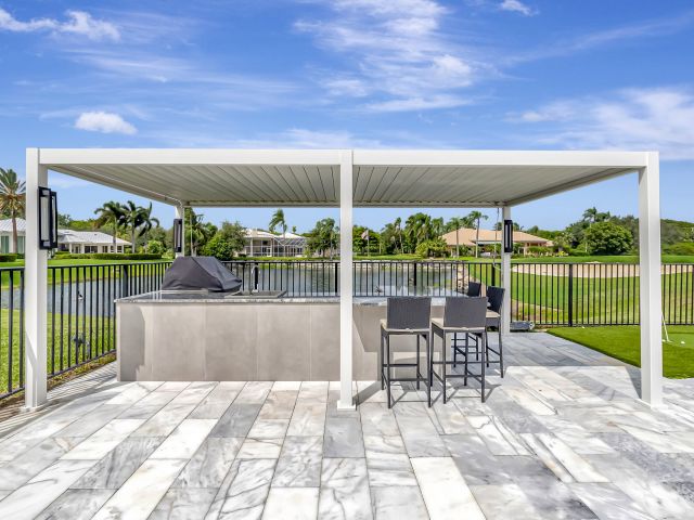 Home for sale at 3605 Oakview Court - photo 5754389