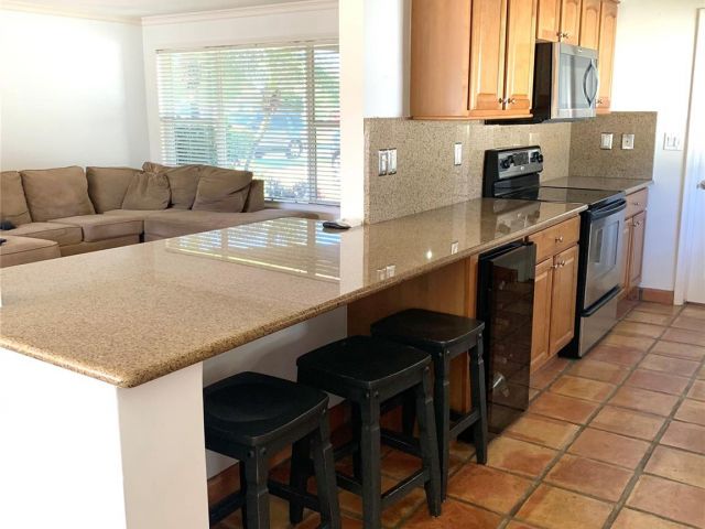 Home for sale at 1320 SE 4th Ave - photo 5711082