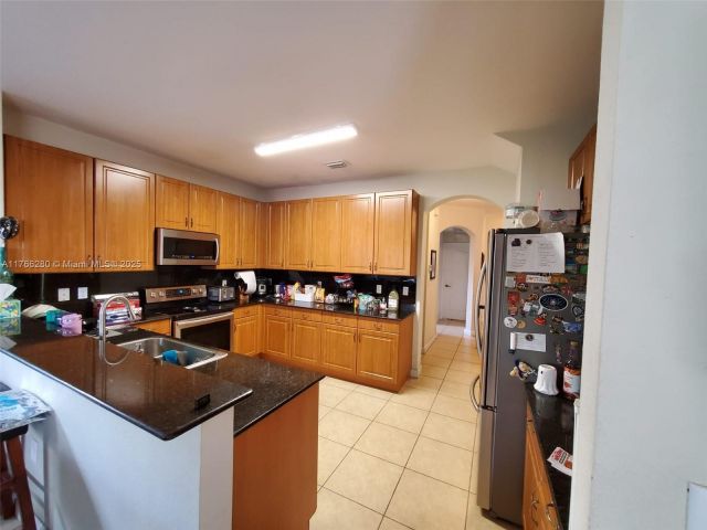 Home for sale at 11009 NW 80th Ln - photo 5713334