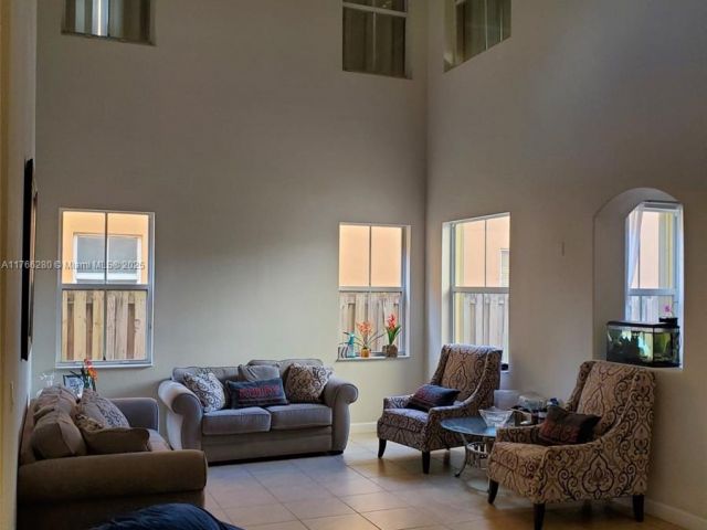 Home for sale at 11009 NW 80th Ln - photo 5713341