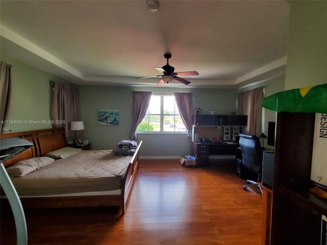 Home for sale at 11009 NW 80th Ln - photo 5713348