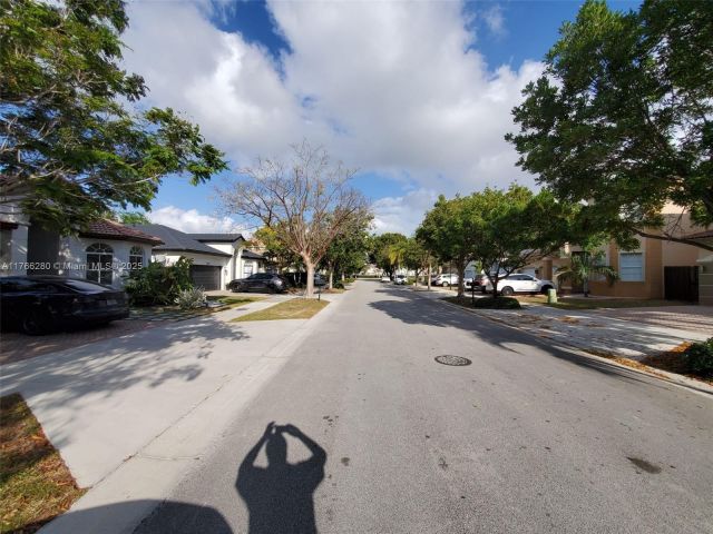 Home for sale at 11009 NW 80th Ln - photo 5713350