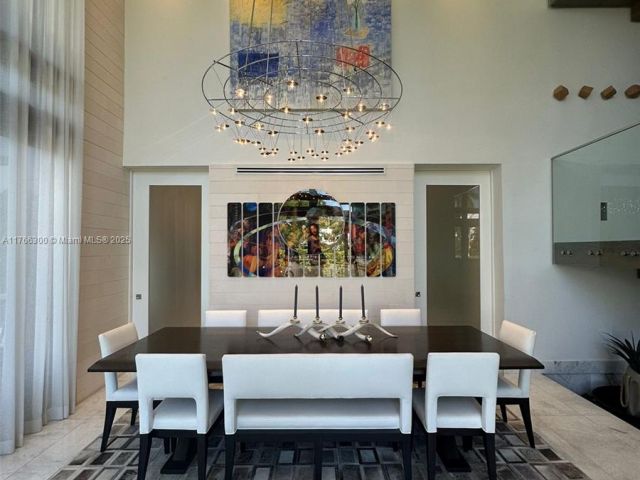 Home for sale at 610 Harbor Cir - photo 5713883