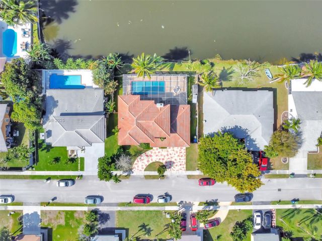 Home for sale at 1500 SW 98th Ave - photo 5815778