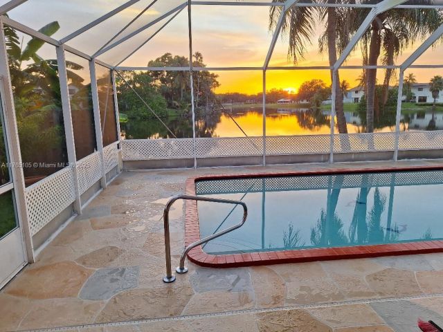 Home for sale at 1500 SW 98th Ave - photo 5815780