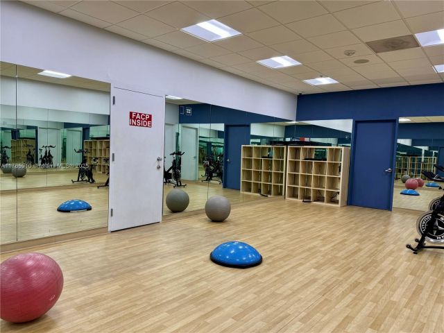 Apartment for sale  Unit #410 - photo 5719284