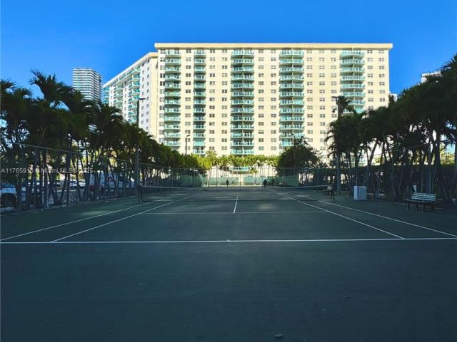 Apartment for sale  Unit #410 - photo 5719288