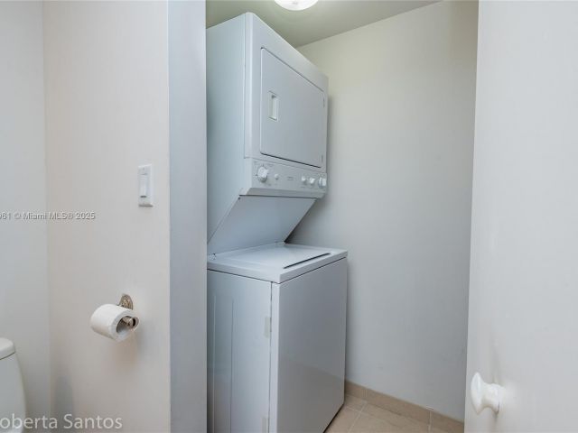 Apartment for rent  Unit #1510 - photo 5718510