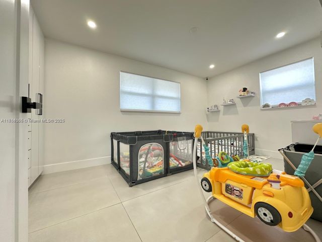 Home for sale at 8320 Taft St - photo 5744040