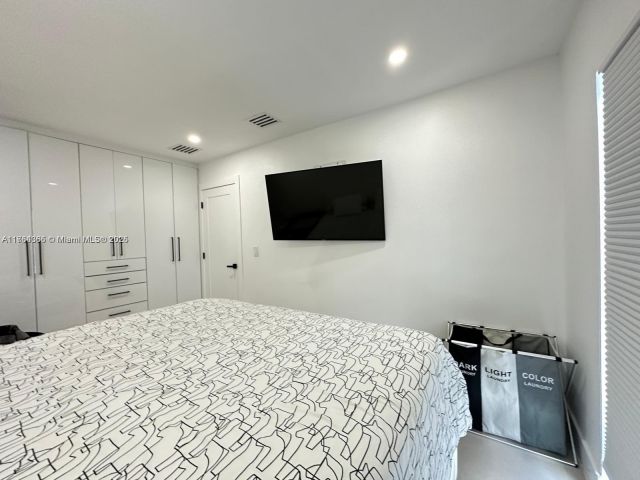 Home for sale at 8320 Taft St - photo 5744045