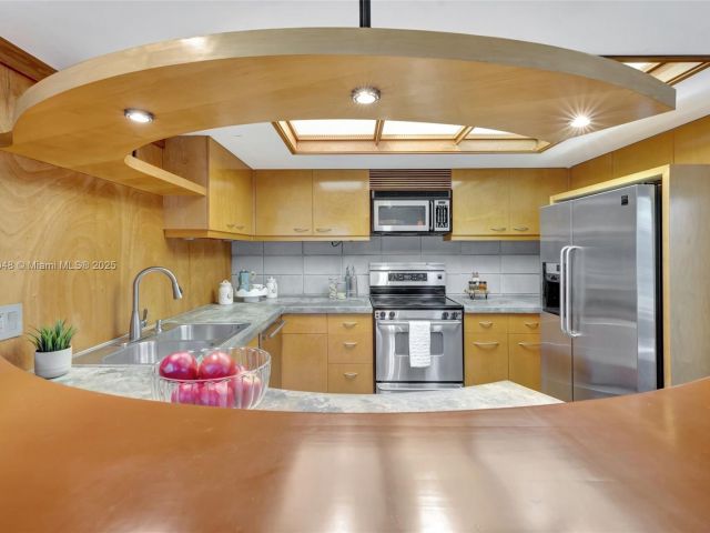 Home for sale at 2410 SW 29th Way - photo 6096828