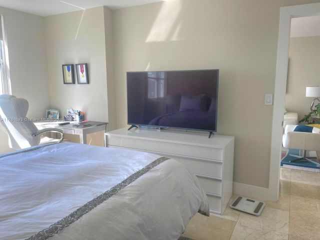 Apartment for sale  Unit #904 - photo 5727675