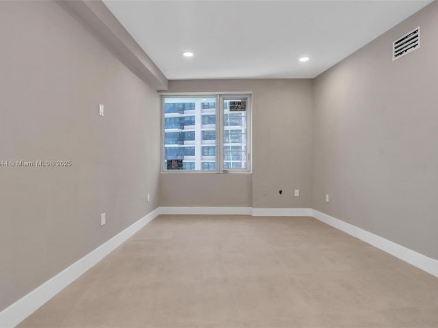 Apartment for sale  Unit #9B - photo 5827516