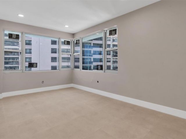 Apartment for sale  Unit #9B - photo 5827518