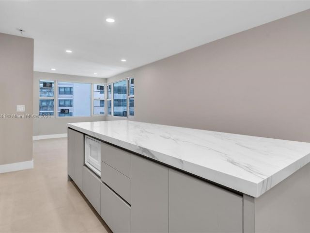 Apartment for sale  Unit #9B - photo 5827521