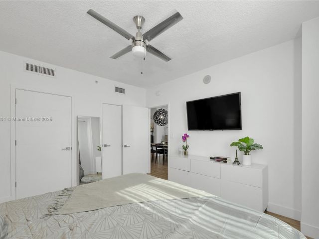 Apartment for sale  Unit #1207 - photo 5840092