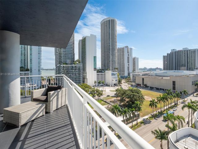 Apartment for sale  Unit #1207 - photo 5840105