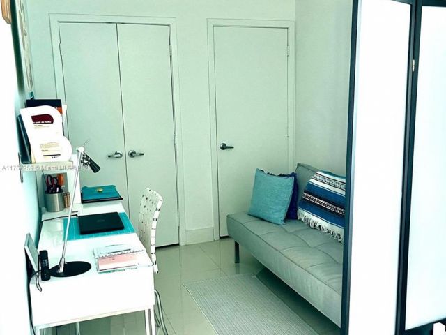 Apartment for sale  Unit #4306 - photo 5732717