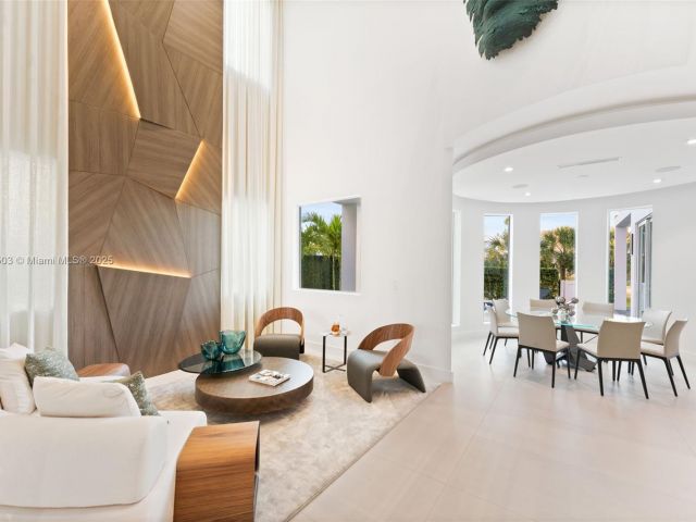 Home for rent at 10561 NW 67th Ter 10561 - photo 5725274