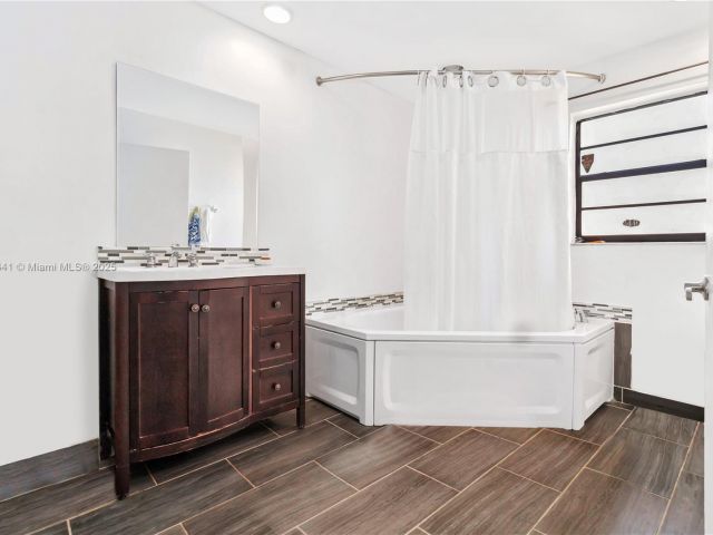 Home for sale at 14461 SW 285th St - photo 5816549