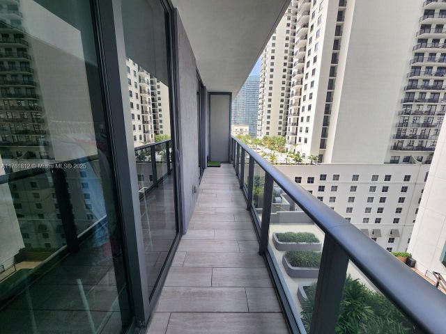 Apartment for sale  Unit #1107 - photo 5847848