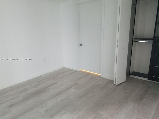 Apartment for sale  Unit #1107 - photo 5847856