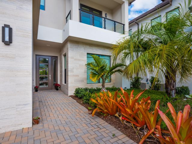 Home for sale at 8131 Laurel Falls Dr Drive - photo 5822167