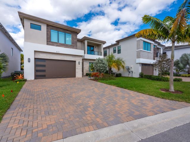 Home for sale at 8131 Laurel Falls Dr Drive - photo 5822170