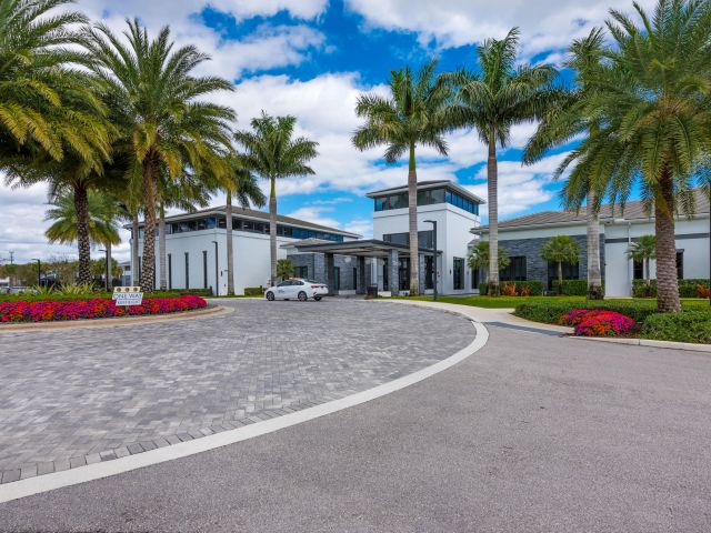 Home for sale at 8131 Laurel Falls Dr Drive - photo 5822171