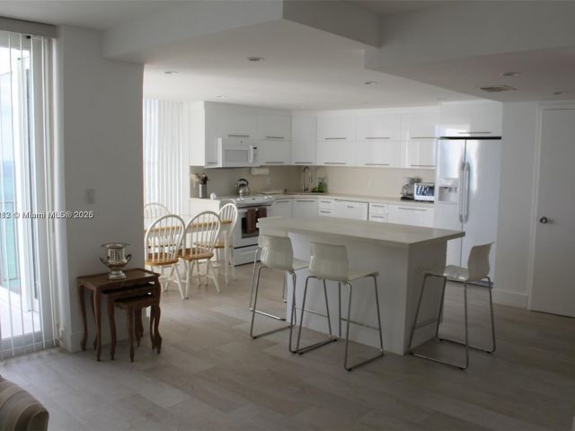 Apartment for rent  Unit #22F - photo 6914913