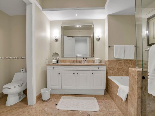 Apartment for rent  Unit #3607 - photo 5731744