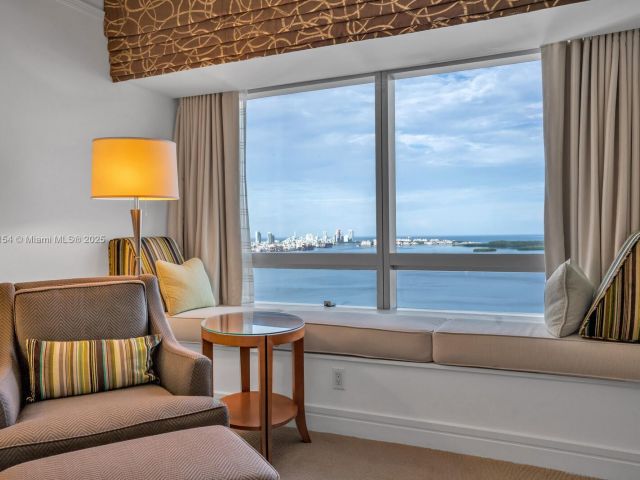 Apartment for rent  Unit #3607 - photo 5731746