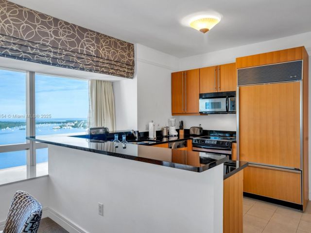 Apartment for rent  Unit #3607 - photo 5731760