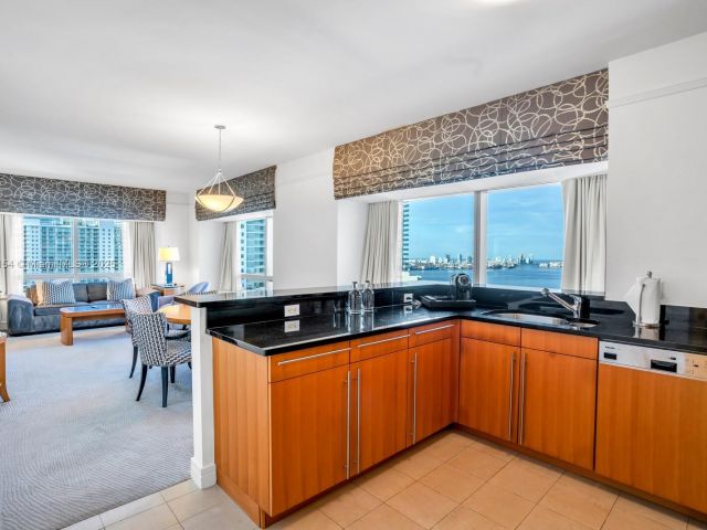 Apartment for rent  Unit #3607 - photo 5731763