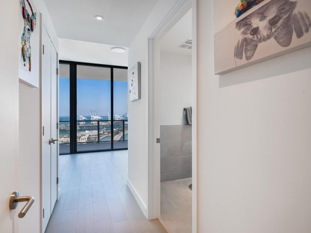 Apartment for rent  Unit #2702 - photo 6196054