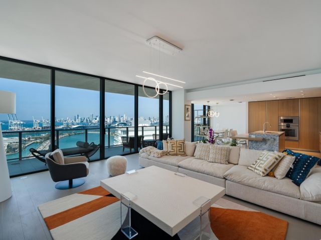 Apartment for rent  Unit #2702 - photo 6196063