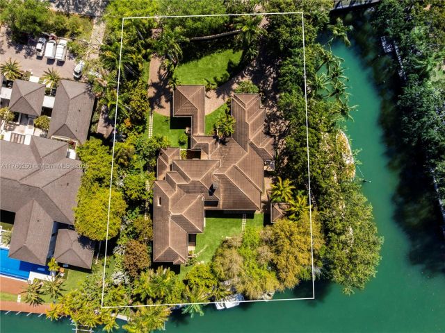 Home for sale at 665 Leucadendra Dr - photo 5808740